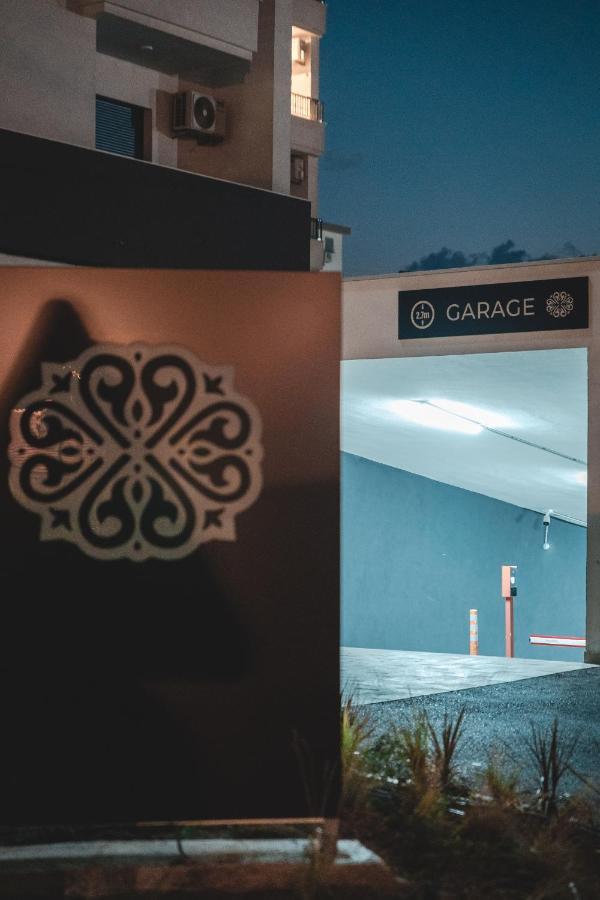 Signum Hotel Подгориця Екстер'єр фото