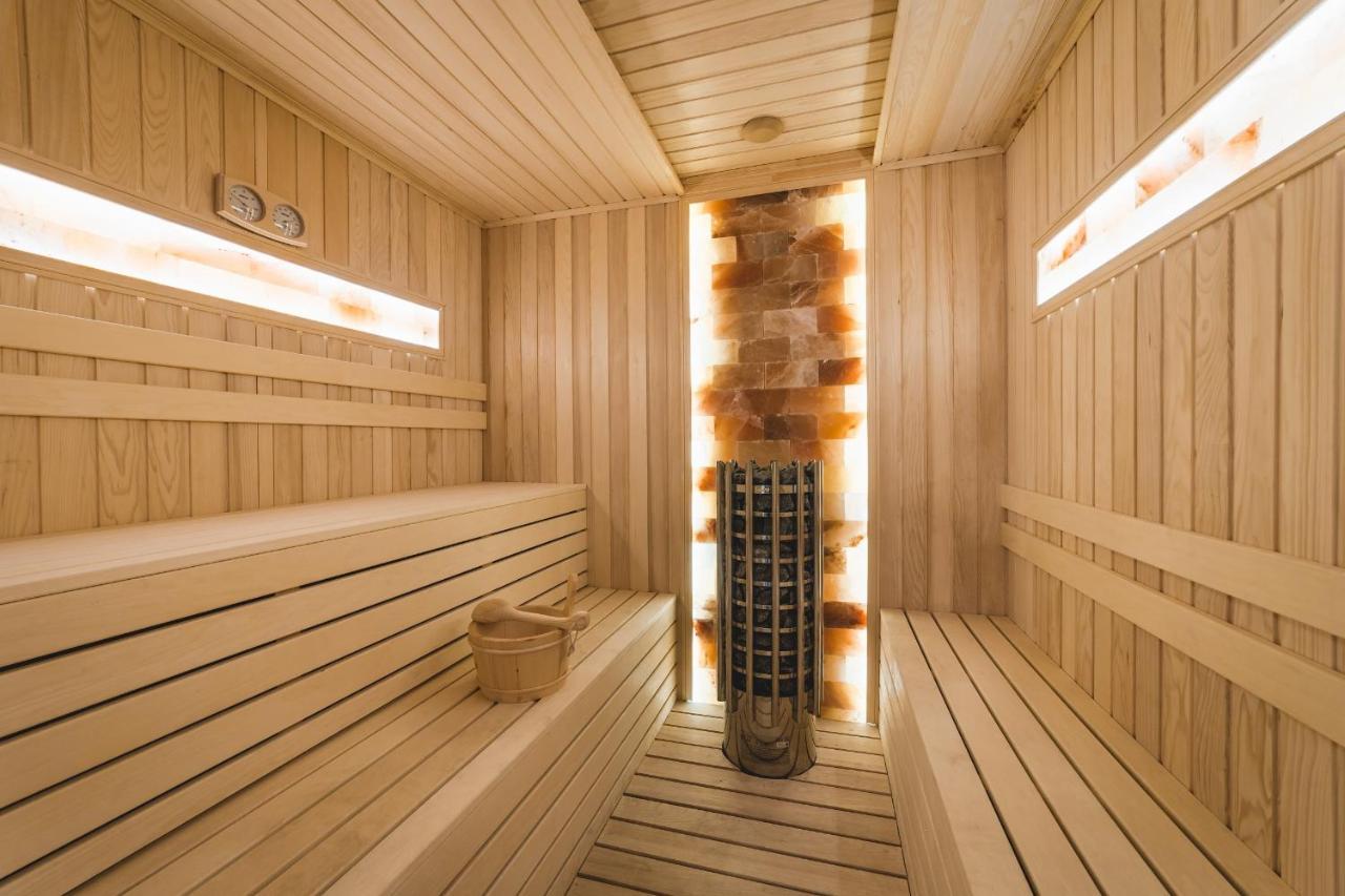 Signum Hotel Подгориця Екстер'єр фото